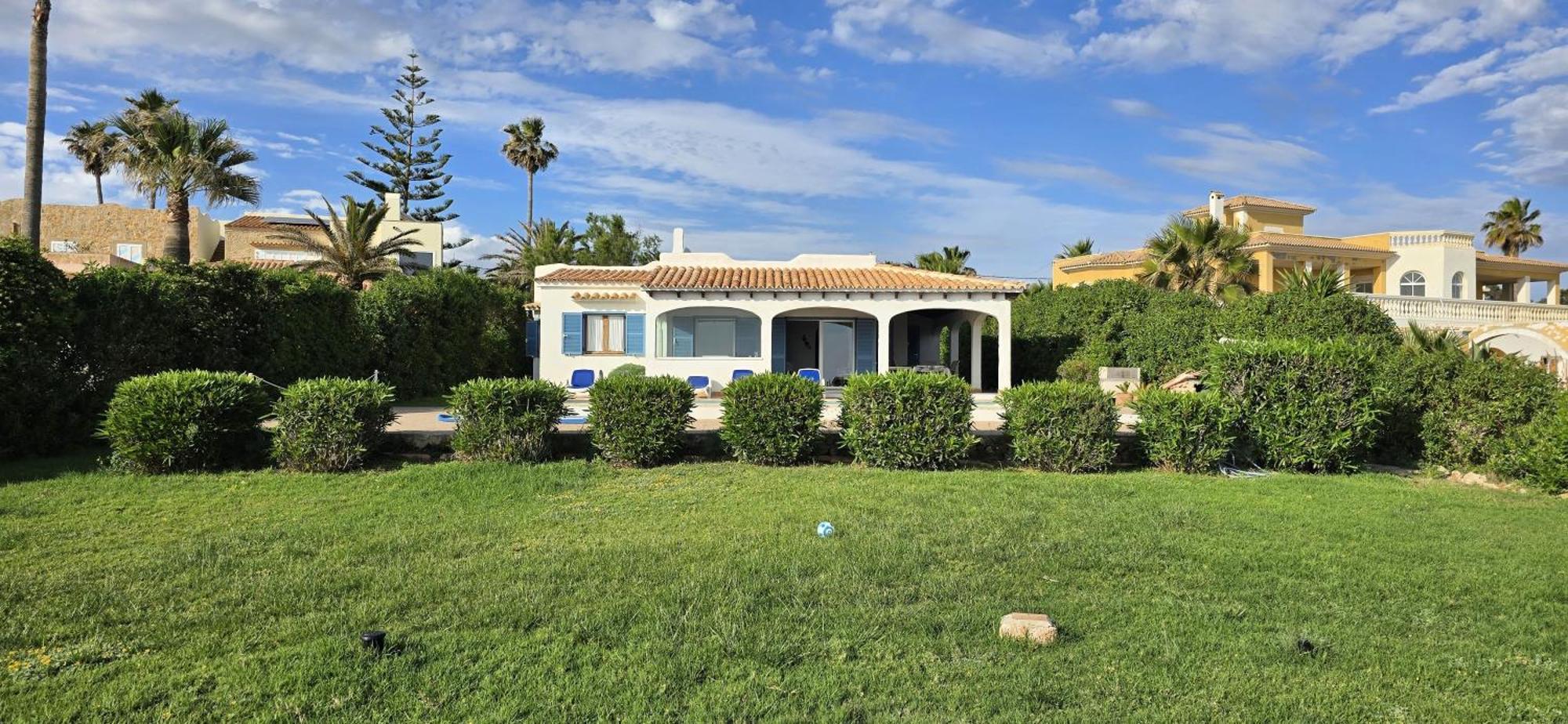 Villa Helios Villa En Cala Pi Con Vistas Despejadas Kültér fotó