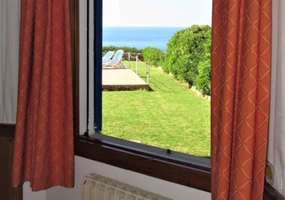 Villa Helios Villa En Cala Pi Con Vistas Despejadas Kültér fotó